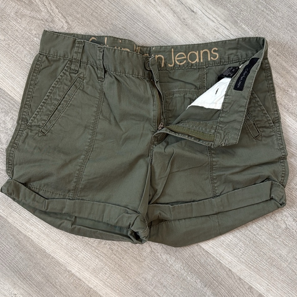 Calvin Klein Women’s Shorts 12 Khaki Green